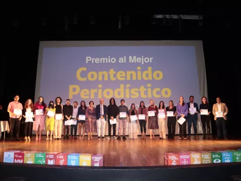 Todos los partcipantes y ganadores de la II Edición del Premio al mejor contenido periodístico  sobre niñez y adolescencia