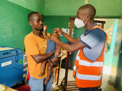 O Ministério da Saúde, com apoio da Gavi, do UNICEF e seus parceiros, desenvolve acções para implementação do Plano de Recuperação e Fortalecimento da Imunização de Rotina.