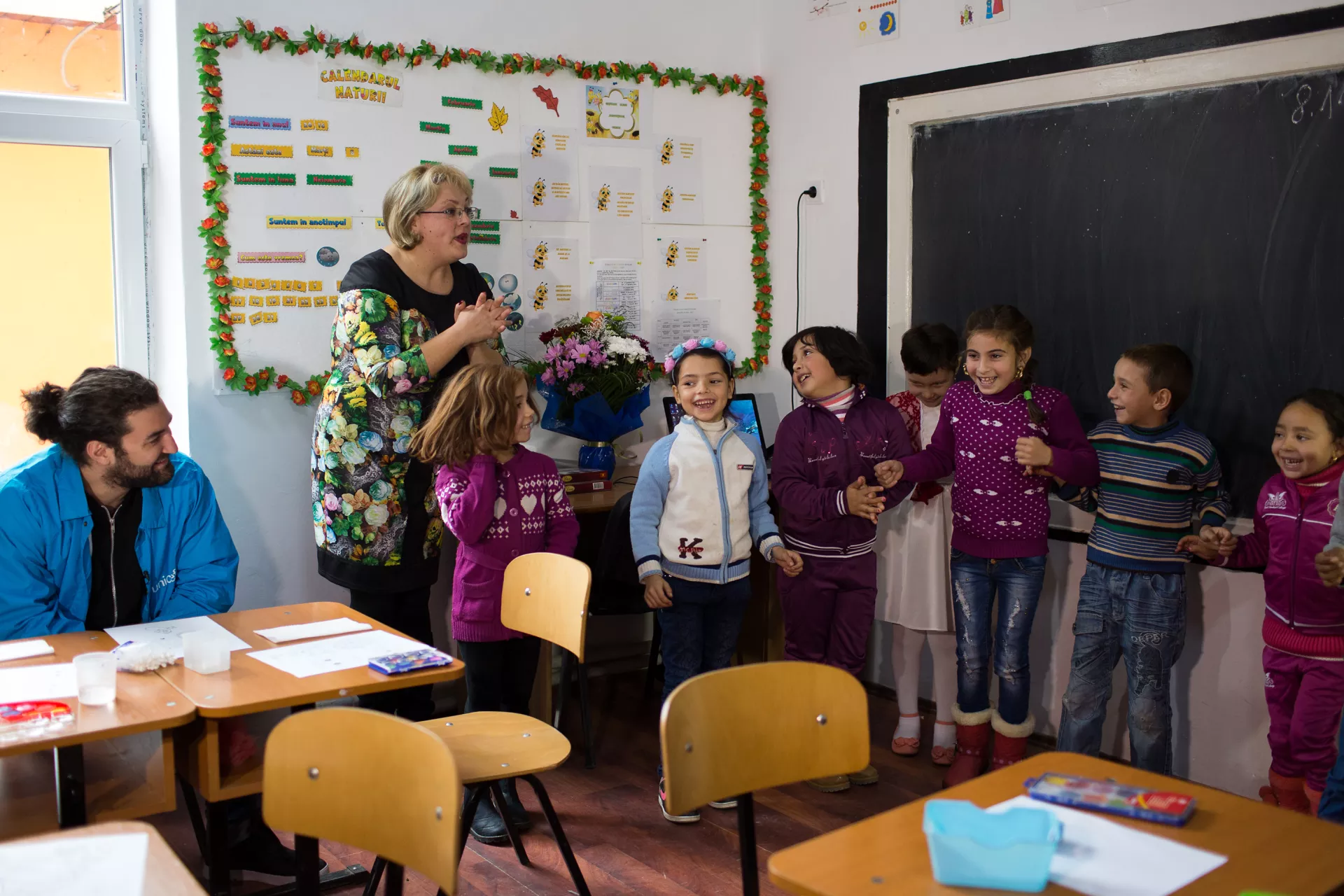 Smiley, National Ambassador for UNICEF in Romania, visiting the Orbic community where UNICEF implements Quality Inclusive Education Package