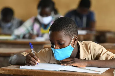 Students attending classes at the Primary school of San Pedro, in the South West of Côte d'Ivoire.