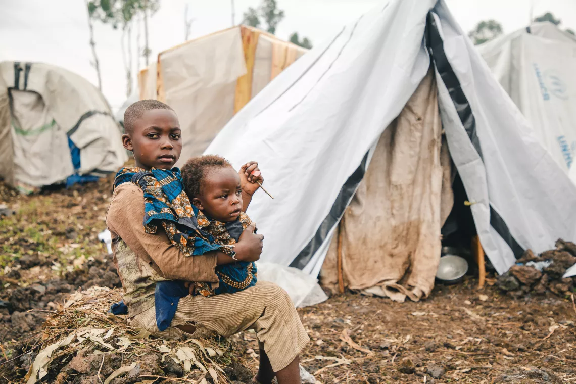 联合国儿童基金会正在努力帮助生活在流离失所社区的儿童，包括刚果民主共和国的儿童，那里的儿童感染霍乱的风险增加。