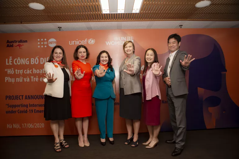 Chính phủ Australia, UNFPA, UNICEF và UN Women và Việt Nam tại lễ công bố