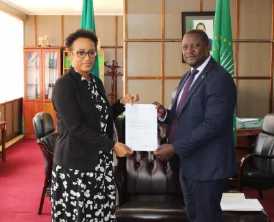 UNICEF Representative, Penelope Campbell presenting her credentials to Minister of Foreign Affairs  