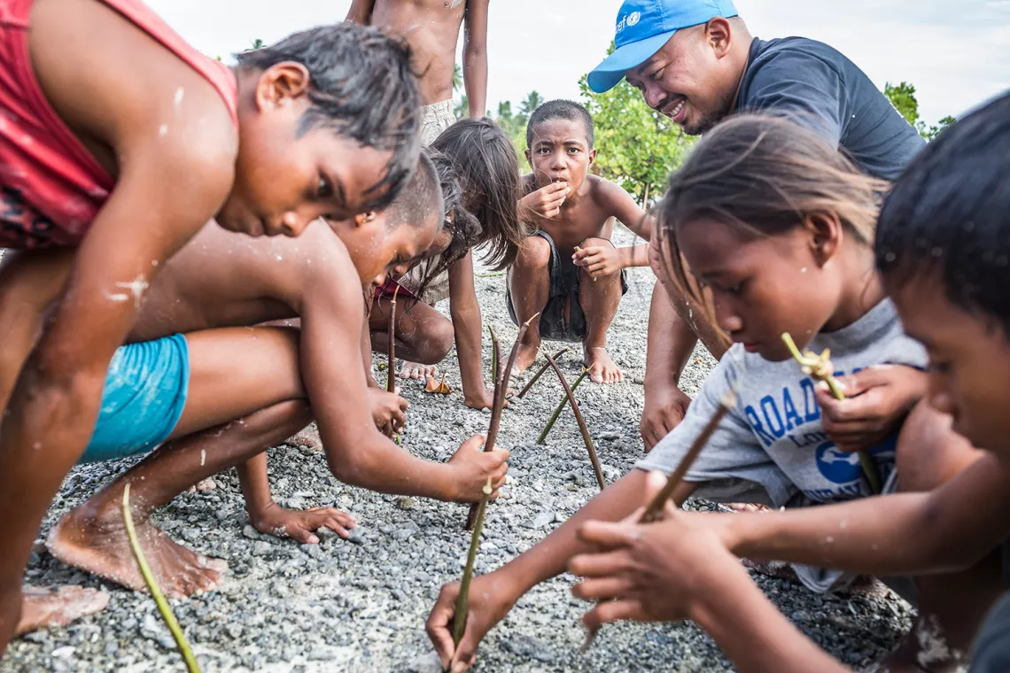 Kiribati planting