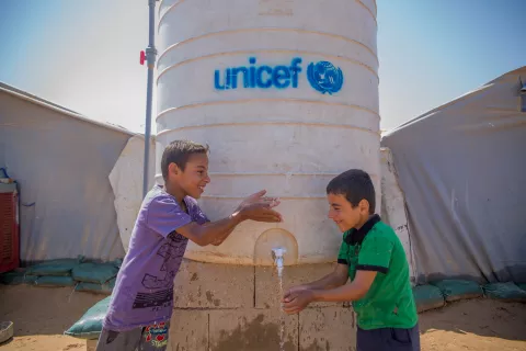 “We can’t image out lives without water. It’s really good that we have a water tank next to our tent.” Mujbal and Mutaab are brothers who have been displaced from Al-Qaim, near the Syrian border, for almost a year.