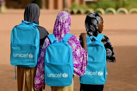 Children going to the Yantala school in Niamey, the capital of Niger after receiving new UNICEF school back packs. 