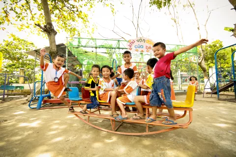 UNICEF is utilizing its expertise and experience across the full spectrum of children’s rights to ensure “no child is left behind” in Viet Nam.